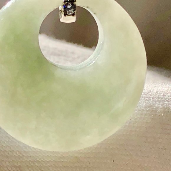 SALE Beautiful Jade necklace - Picture 7 of 16